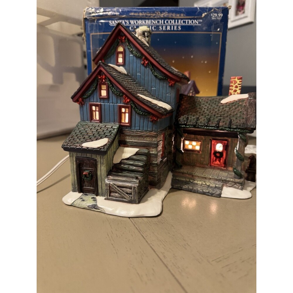 Santa's Workbench Collection Classic - Crooked Creek Cabin